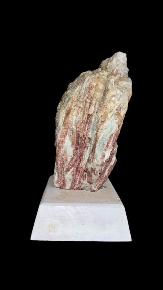 TOURMALINE ROSE BRUT AVEC SUPPORT EN BOIS 2,20 KG