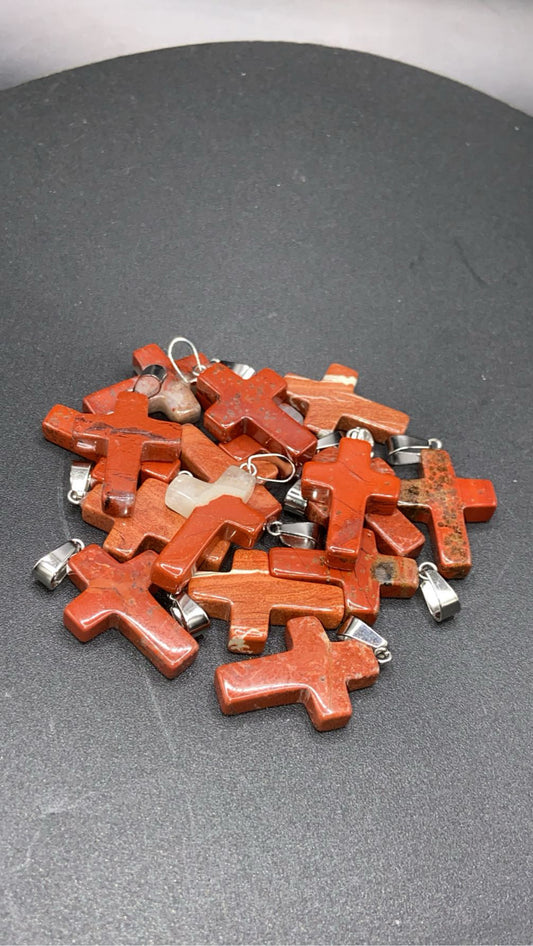 PENDENTIF CROIX JASPE ROUGE