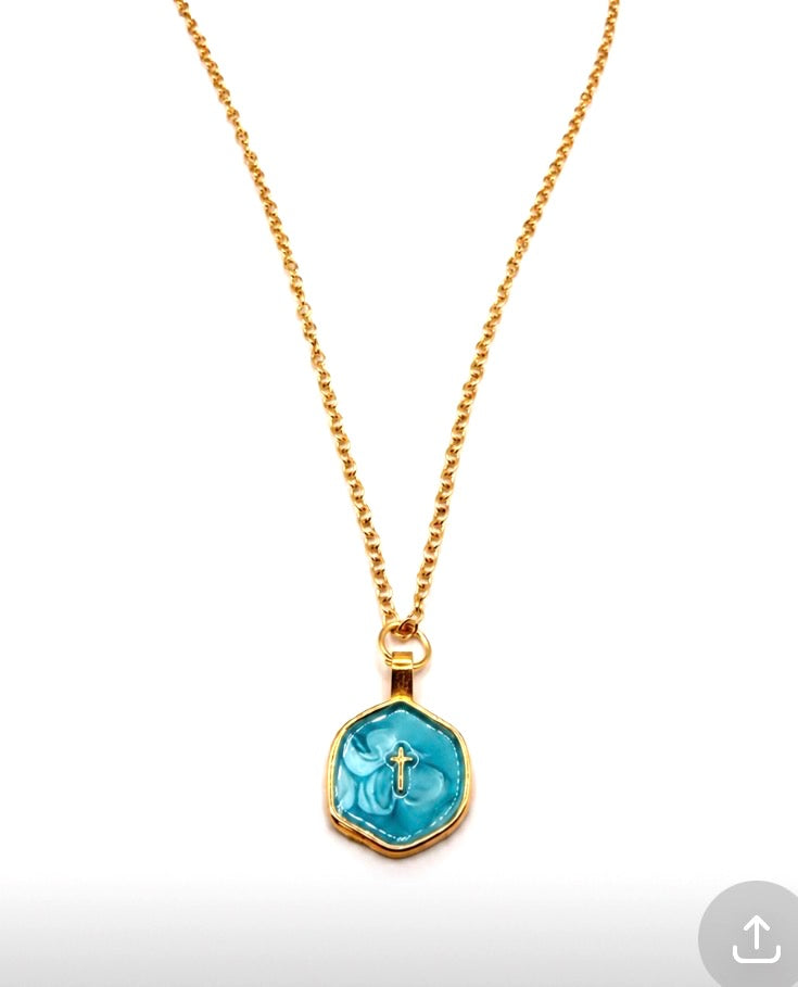 Collier croix en émail bleu
