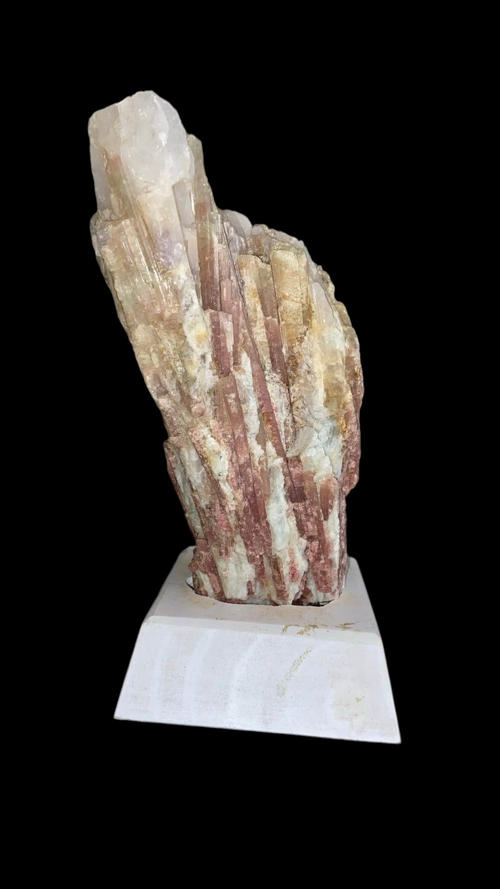 TOURMALINE ROSE BRUT AVEC SUPPORT EN BOIS 2,20 KG