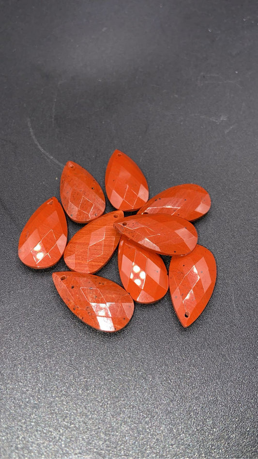 PENDENTIF FACETTÉ JASPE OUGE