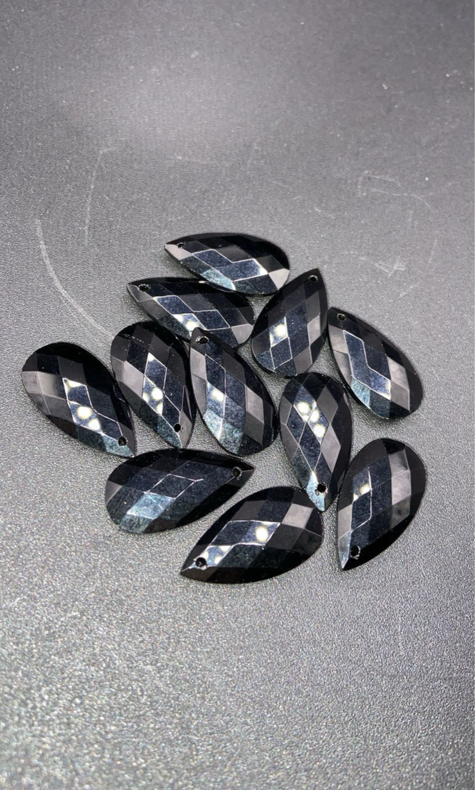 PENDENTIF FACETTÉ ONYX