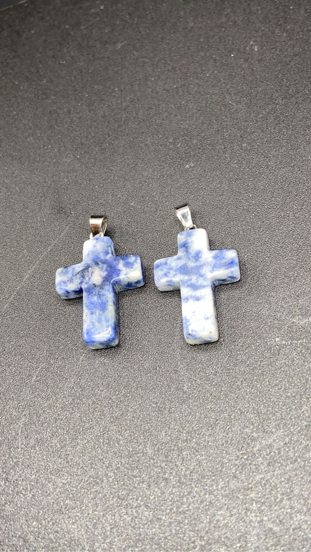 PENDENTIF CROIX SODALITE