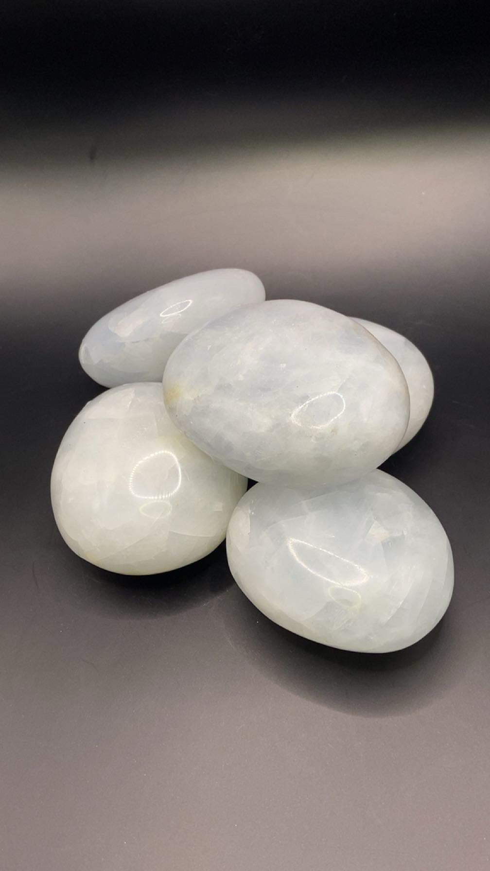 GALET CALCITE BLEU qualité A (au kilo)